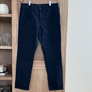 NWOT Old Navy Men's Dark Blue Chinos